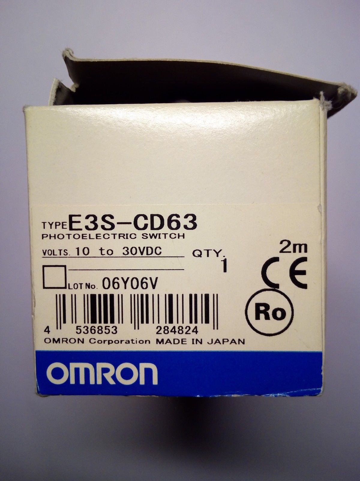 E3S-CD63  OMRON Япония Оптический датчик  распознавания этикеток