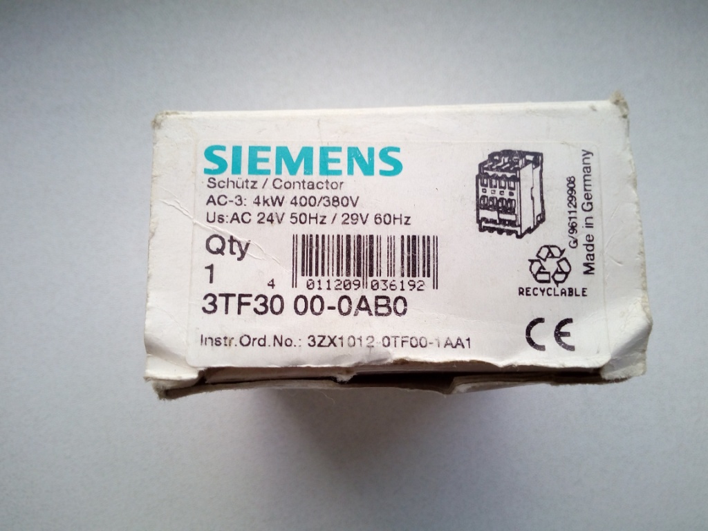 3TF30 00-0AB0 Siemens Германия Контактор, 4кВт 400В, катушка 24В 50Гц