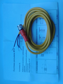SLG 3-2  розетка М12 с кабелем 2 метра